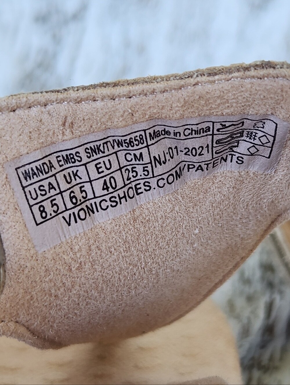 Vionic "Wanda Embossed Snake" Sandal Flip Flop Thong Cream | Women's Size 8.5 - Picture 7 of 9